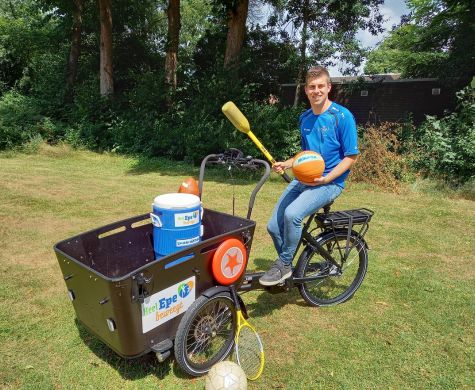 Sporten en bewegen zijn belangrijk voor een gezonde leefstijl. Maar soms weet je niet hoe of wat.. Schakel dan gratis de beweegmakelaar in.